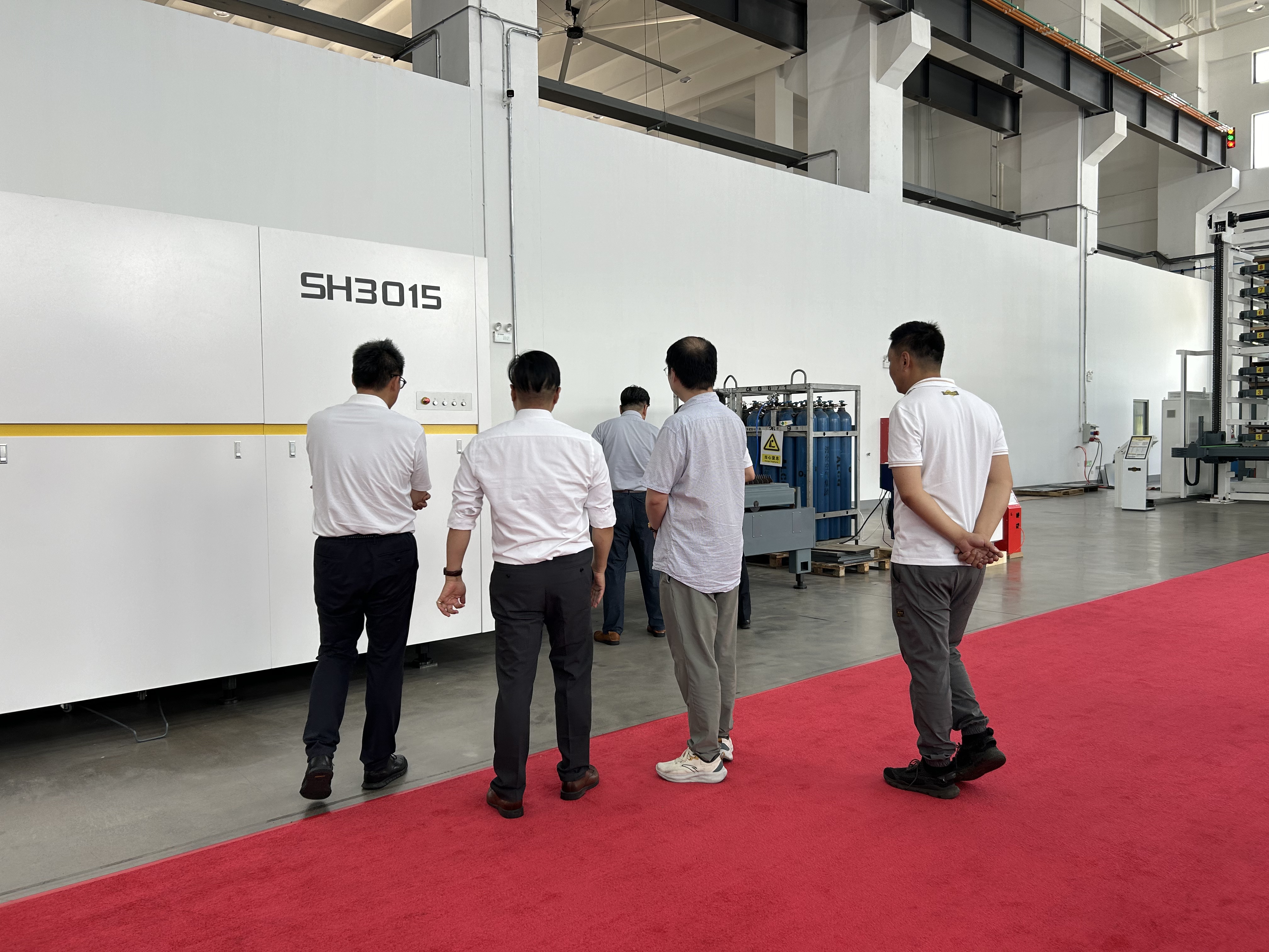 瑞鐵機床迎來日本客戶參訪：以高品質智造，拓展中日合作新篇章！